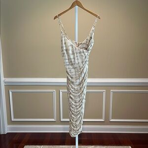 Forever 21Abstract Print Cream Mesh Ruched Midi Dress Size M